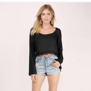 🆕Crop top with lace trim